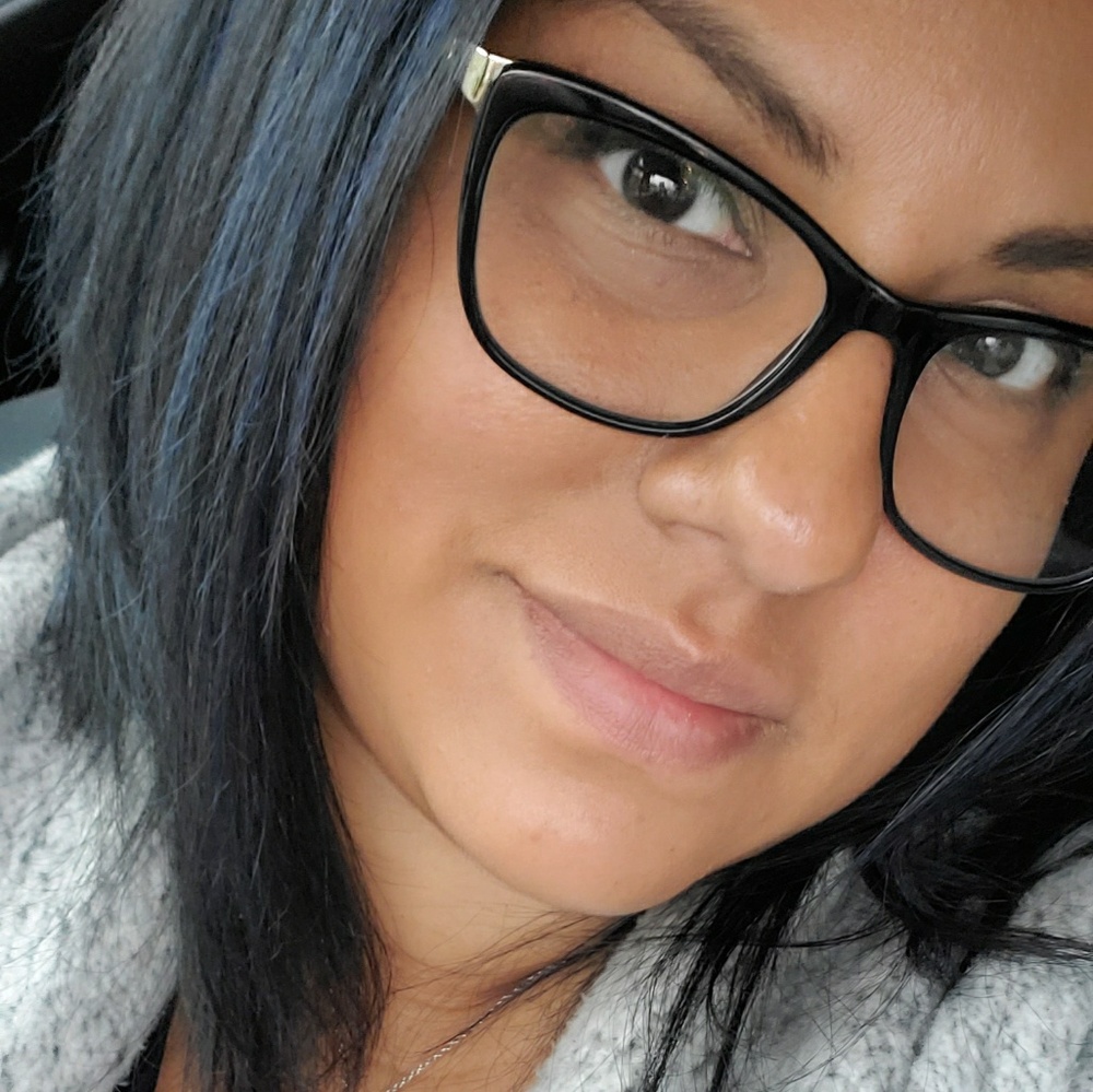 Meet your Posher, mizz_R